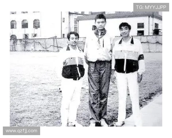 东莞少年姚明的篮球梦想与成长之路:从地方小将到国际巨星的传奇历程 东莞少年姚明的篮球梦想与成长之路:从地方小将到国际巨星的传奇历程
