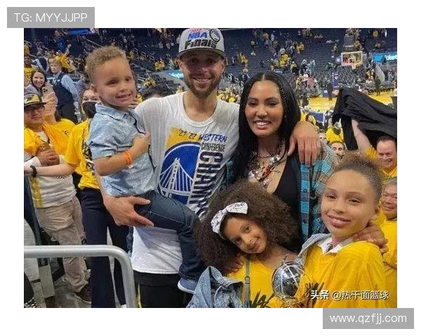阿耶莎携大女儿观战库里赛场十七载坚守诠释家庭与篮球的荣耀